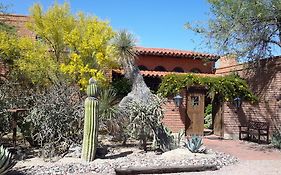 Desert Trails Bed And Breakfast